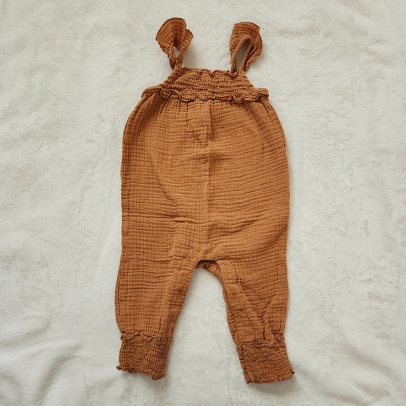 Modern Moments Flutter Sleeve Gauze Rompers - Picture 3 of 4